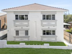 Unit 2/2A Brighton Blvd, North Bondi NSW 2026, Australia