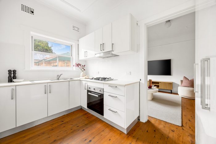Unit 2/2A Brighton Blvd, North Bondi NSW 2026, Australia