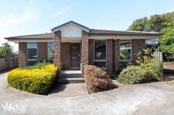 Unit 2/3A Darri St, Mornington TAS 7018, Australia