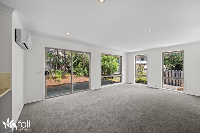 Unit 2/3A Darri St, Mornington TAS 7018, Australia