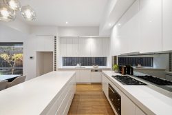 46A Lahona Ave, Bentleigh East VIC 3165, Australia