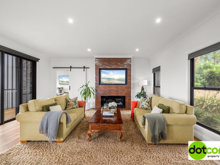 85A Panorama Rd, Calala NSW 2340, Australia