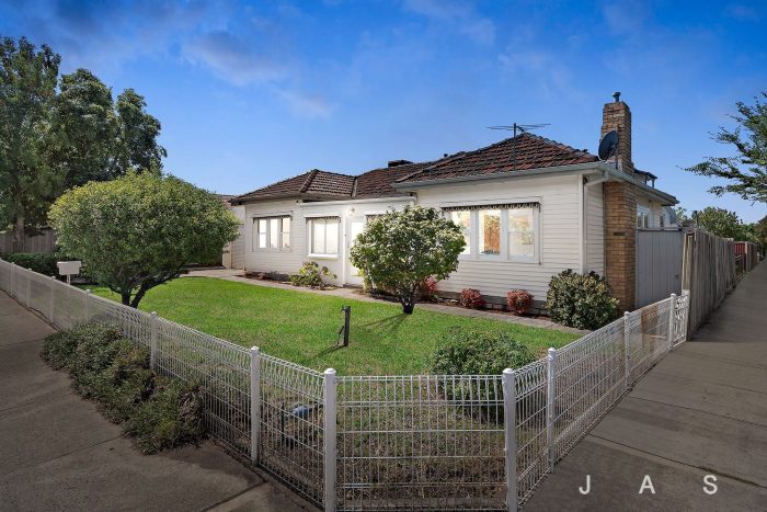 65A Saltley St, South Kingsville VIC 3015, Australia