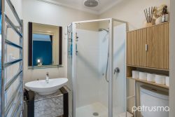 17 Abate Pl, Midway Point TAS 7171, Australia