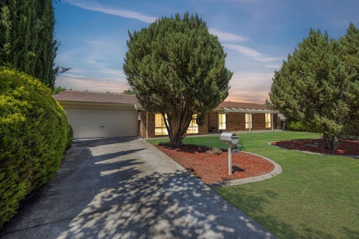 14 Acacia Dr, Jerrabomberra NSW 2619, Australia