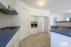16 Andrews Dr, Gatton QLD 4343, Australia