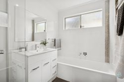 Unit 2/169 Canning Hwy, South Perth WA 6151, Australia