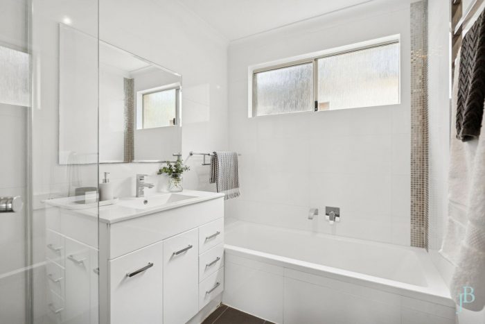 Unit 2/169 Canning Hwy, South Perth WA 6151, Australia