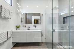 18 Woods St, Newport VIC 3015, Australia