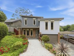 18 Hillside Ct, Lilydale VIC 3140, Australia