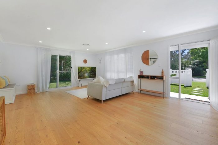 174 The Round Dr, Avoca Beach NSW 2251, Australia