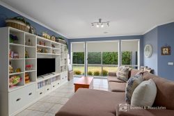 69 Avondale Dr, Wodonga VIC 3690, Australia