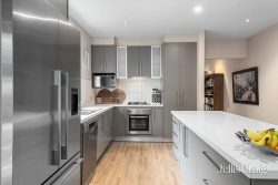 18B Malinda Way, Croydon South VIC 3136, Australia