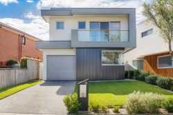 3B Omaru Ave, Miranda NSW 2228, Australia