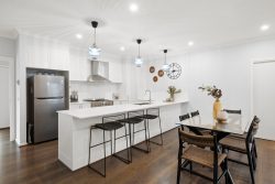 15B Ti-Tree Grove E, Parkdale VIC 3195, Australia