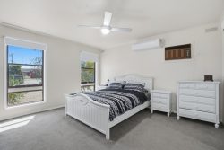 60 Ballarat Rd, Hamilton VIC 3300, Australia