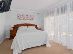 15 Blackall Pl, South Kalgoorlie WA 6430, Australia