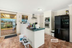 4 Clematis Ln, Glen Iris WA 6230, Australia