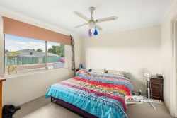 4 Clematis Ln, Glen Iris WA 6230, Australia