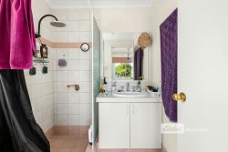 4 Clematis Ln, Glen Iris WA 6230, Australia