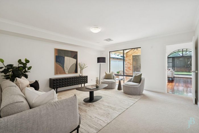 23 Crawshaw Cres, Manning WA 6152, Australia