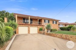 121 Crown St, West Tamworth NSW 2340, Australia