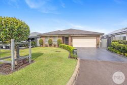 14 Curlew Cv, Salamander Bay NSW 2317, Australia