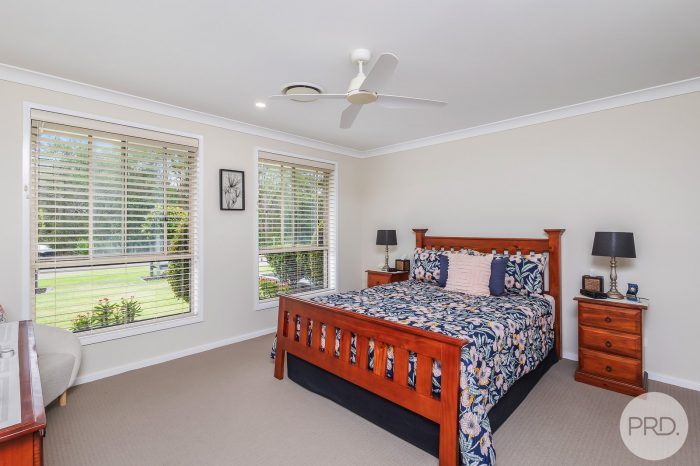 14 Curlew Cv, Salamander Bay NSW 2317, Australia