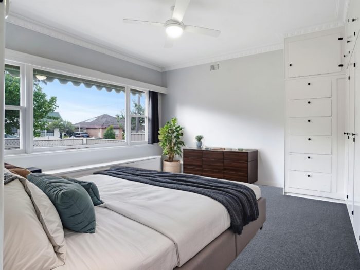11 Dickens St, Hamilton VIC 3300, Australia