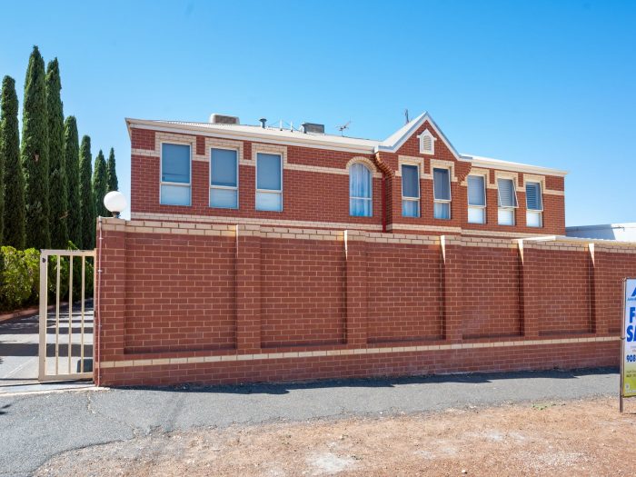 Unit 2/29 Egan St, Kalgoorlie WA 6430, Australia