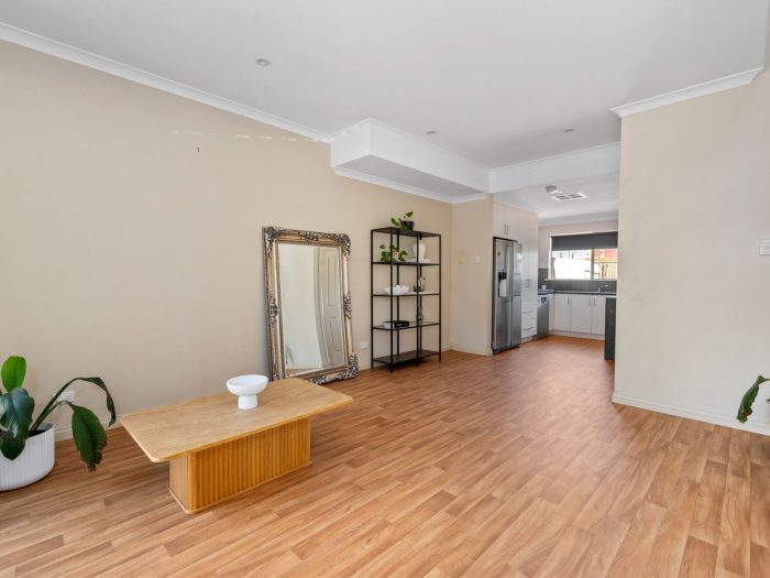 Unit 2/29 Egan St, Kalgoorlie WA 6430, Australia