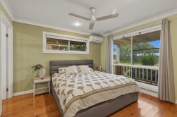 30 Elizabeth Dr, Bucasia QLD 4750, Australia
