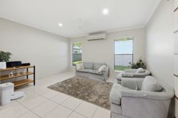 85 Gingham St, Glenella QLD 4740, Australia