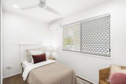 23 Eaglemount Rd, Andergrove QLD 4740, Australia