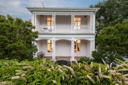 98-106 Gipps St, East Melbourne VIC 3002, Australia