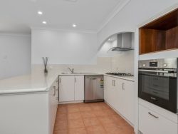 118 Graeme St, Hannans WA 6430, Australia