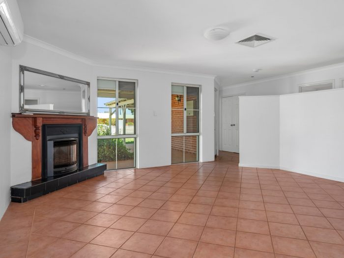 118 Graeme St, Hannans WA 6430, Australia