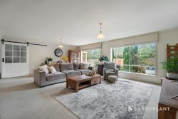 14 Guest Rd, Pakenham VIC 3810, Australia