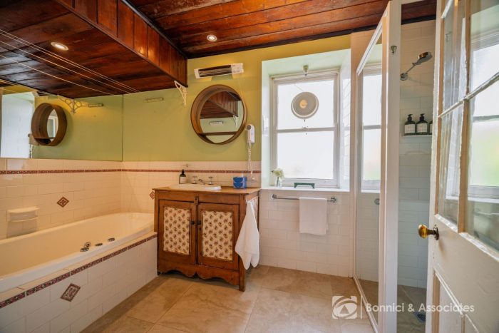 68 High St, Beechworth VIC 3747, Australia