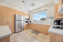 5 Highbar St, Karabar NSW 2620, Australia