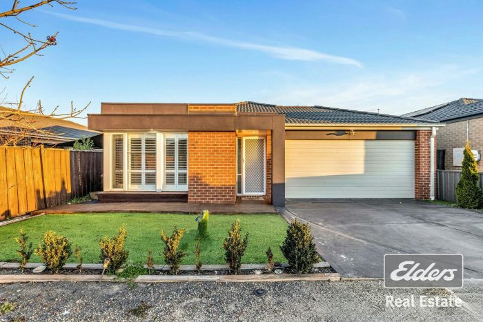 25 Holland Cres, Truganina VIC 3029, Australia