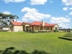 56 Rodger Pl, Bushfield VIC 3281, Australia