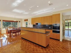56 Rodger Pl, Bushfield VIC 3281, Australia