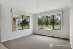 71 Huon-Kiewa Rd, Tangambalanga VIC 3691, Australia