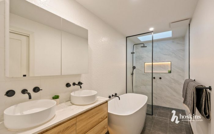 1 Ian Ave, Ringwood East VIC 3135, Australia