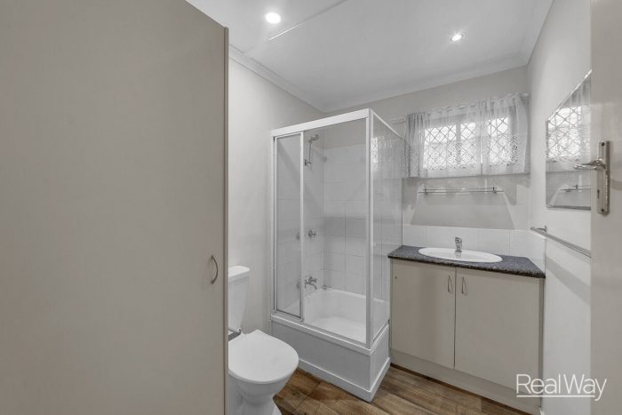 32 Lawrence St, North Ipswich QLD 4305, Australia