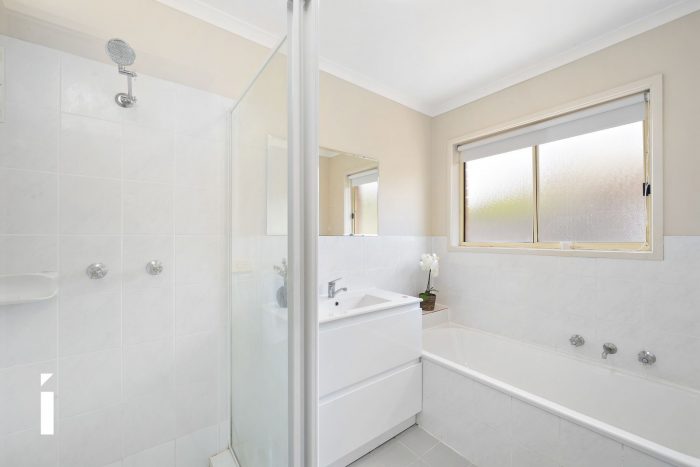 Unit 1/2 Lorne Pl, Palmerston ACT 2913, Australia