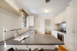 1 Potts Pl, Farrer ACT 2607, Australia