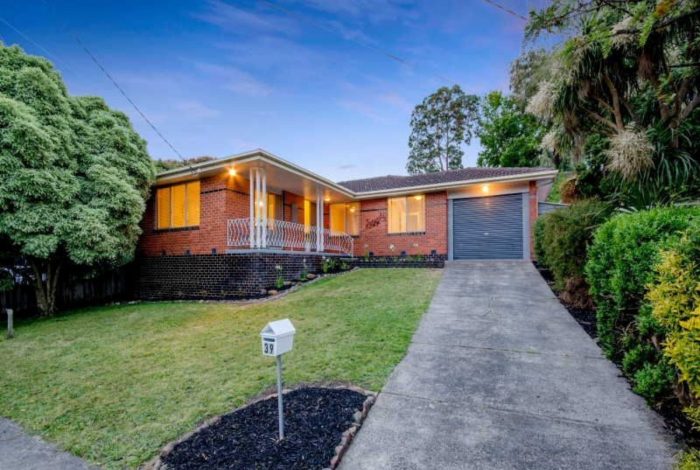 39 Karingal Dr, Frankston VIC 3199, Australia