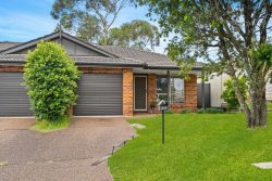 Unit 2/3 Portelli Ave, Kariong NSW 2250, Australia